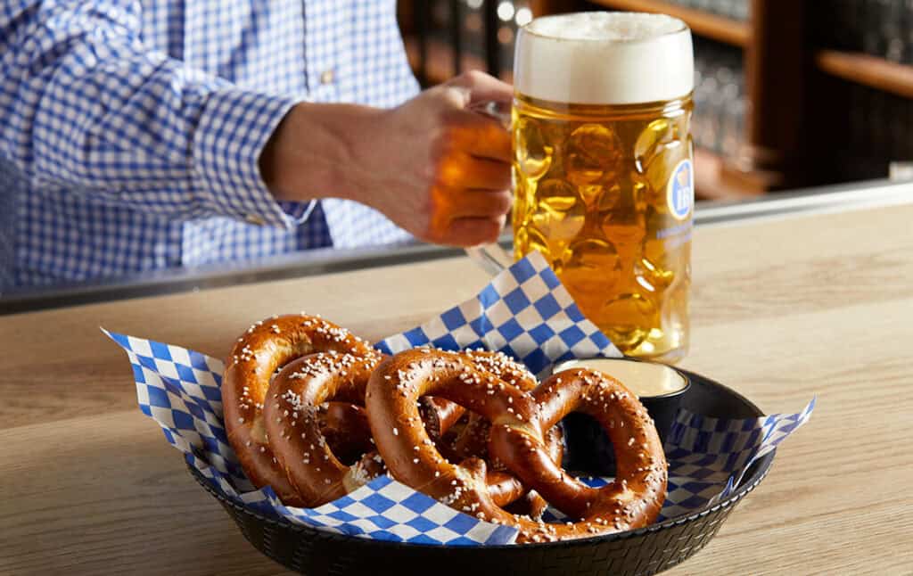 hofbrauhaus-bit-of-everything-header